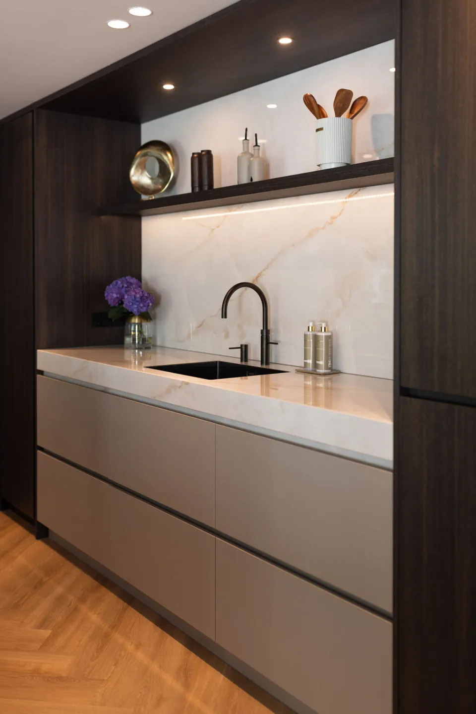 Ascale Onice Lux White in Oldenzaal